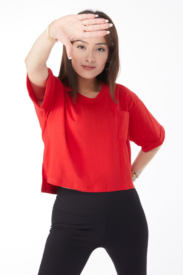 Cepli Yırtmaçlı T-shirt Kırmızı - 24790 Kırmızı